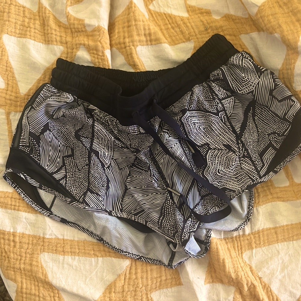 Lululemon hotty hot shorts